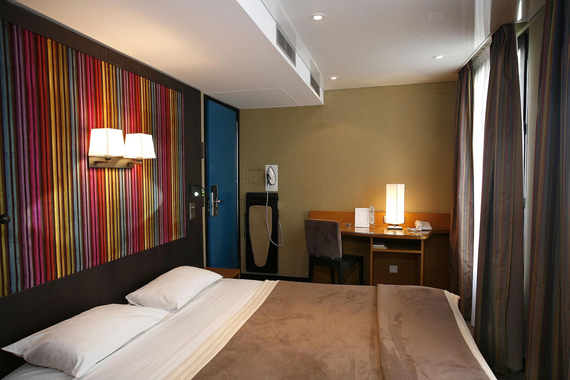 Hotel Du Vieux Saule Paris Luaran gambar